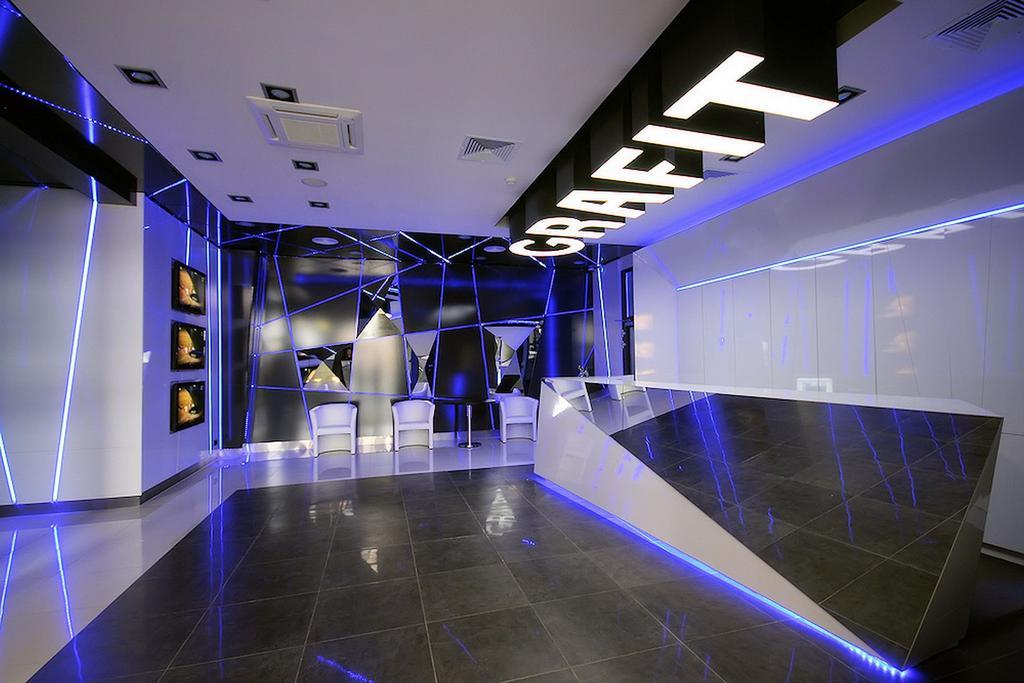 Hotel Grafit Kostomloty Pierwsze Exterior photo